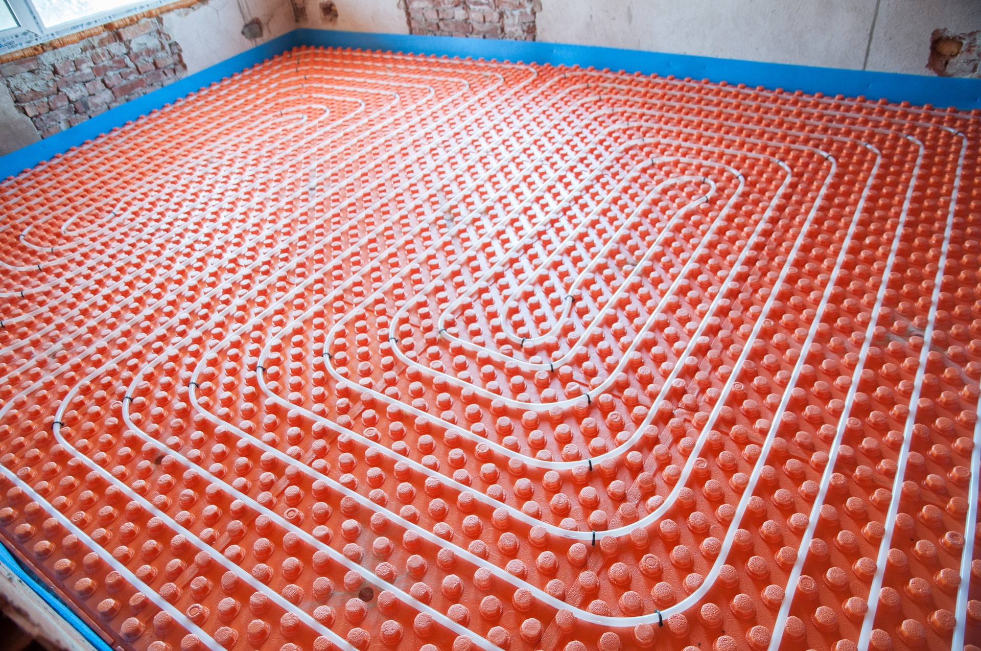 The Advantages of Installing a Radiant Heating System Comfort Central, INC.